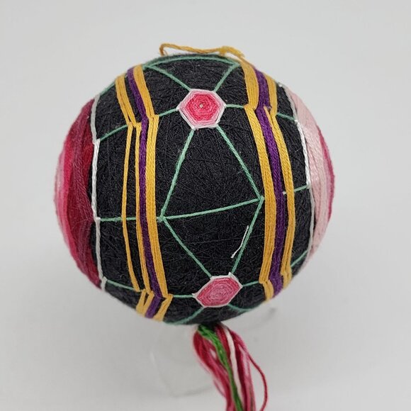 Handmade Japanese Temari Embroidered Ball With Geometric Patterns Black Pink - Picture 2 of 6